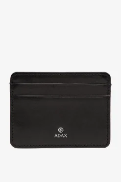 Chicago card holder Noel Black