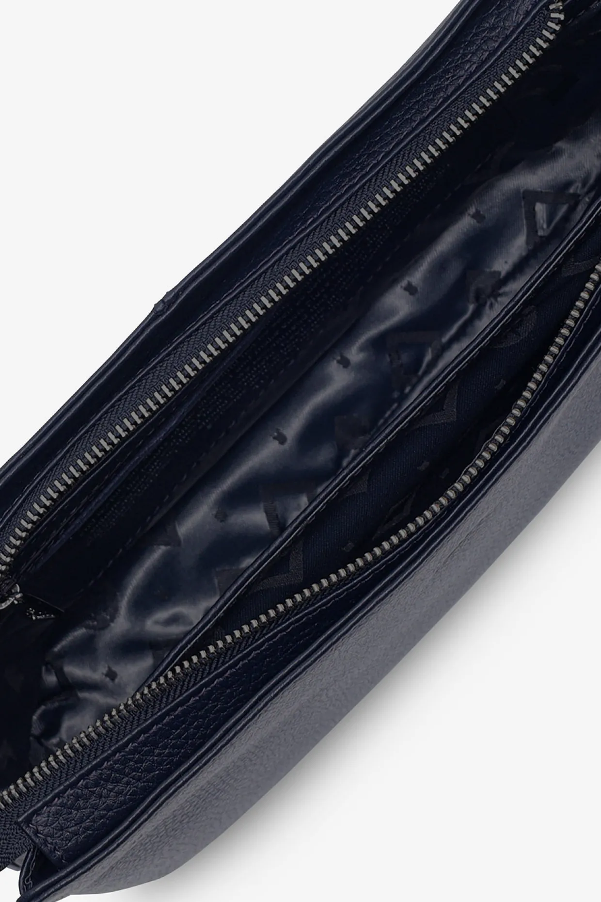 Cormorano shoulder bag Yasemin Navy