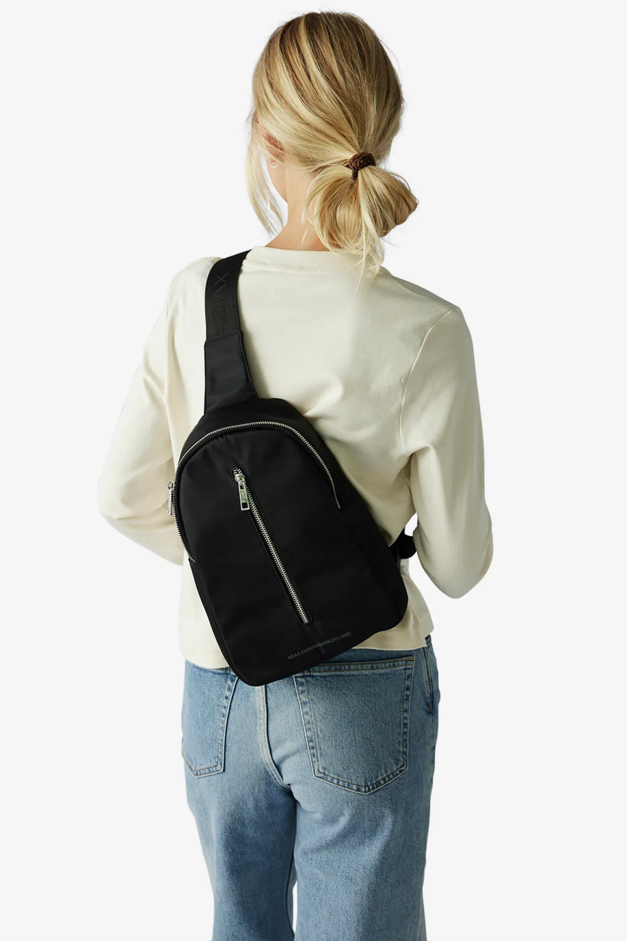 Novara sling bag Tiger Black